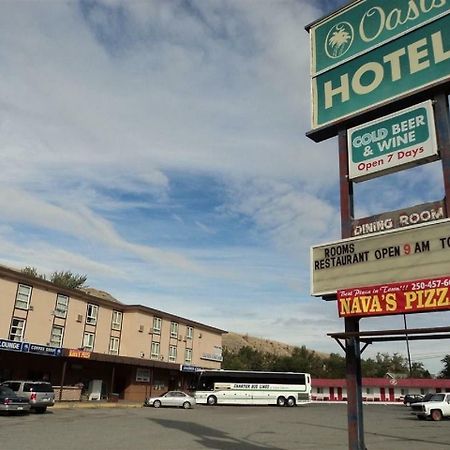 Oasis Hotel Cache Creek Exteriör bild